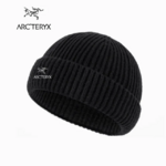 Шапка вязанная Arc'teryx black