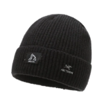Вязаная шапка Arc'teryx черная 